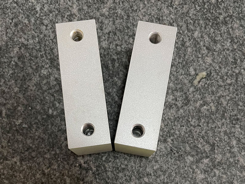 机械零部件加工